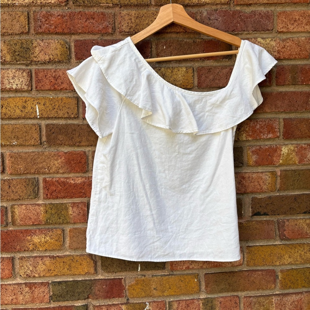 Madewell White Ruffled Sleeveless Blouse